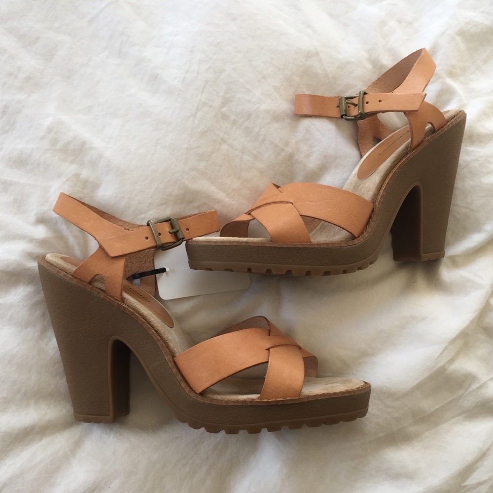 New Leather Chinese Laundry heels